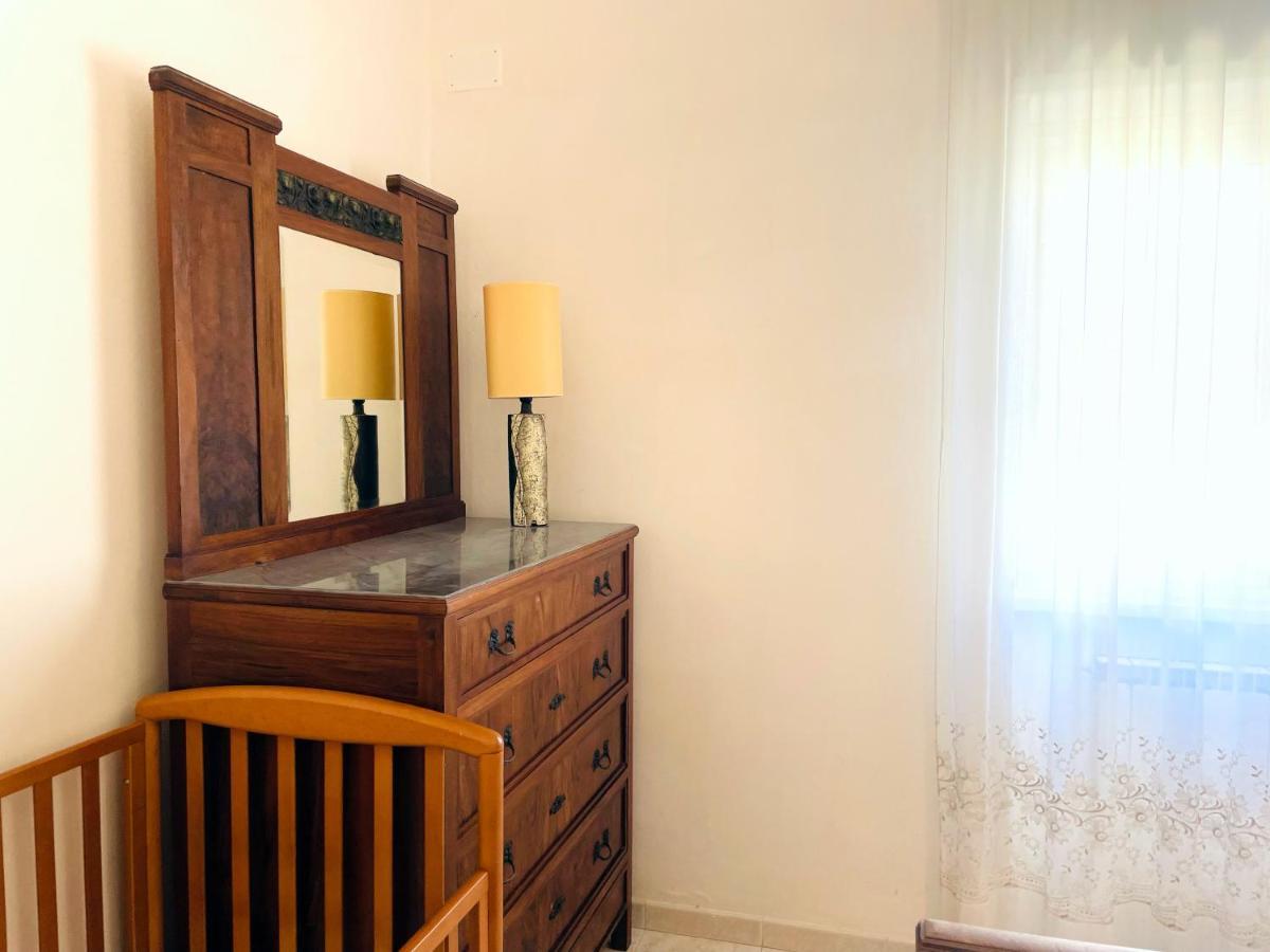 Apartamento Casa Del Sole, In Via Sicilia Vicino Al Mare Terracina Exterior foto