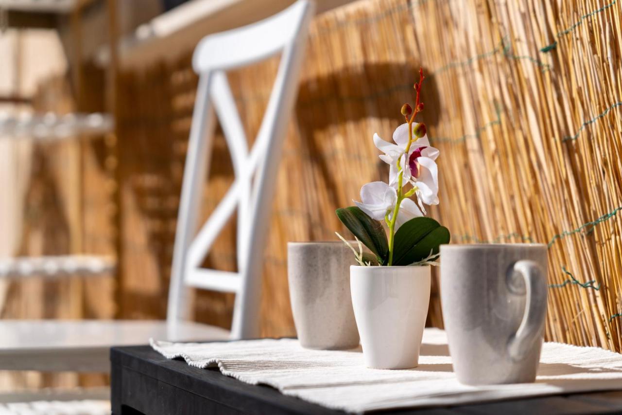 Apartamento Casa Del Sole, In Via Sicilia Vicino Al Mare Terracina Exterior foto